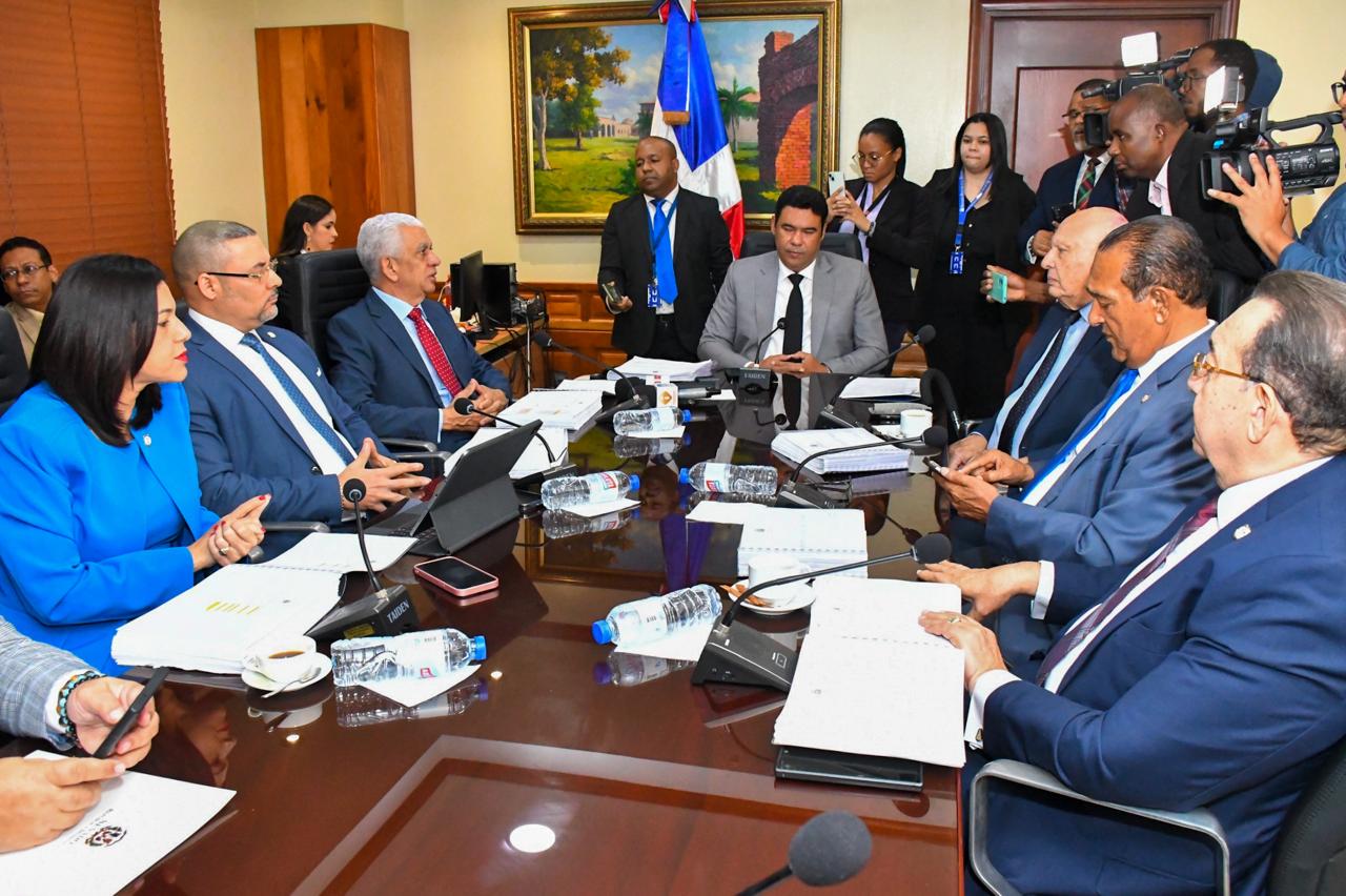 Comisión Especial del Senado concluye análisis proyecto de ley que modifica Código de Trabajo